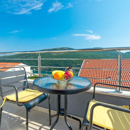 Guesthouse Pezo Mokošica Екстериор снимка