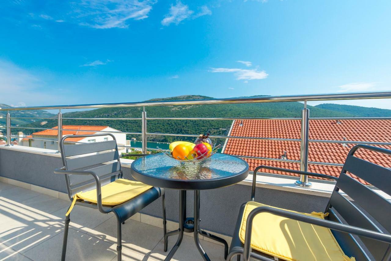 Guesthouse Pezo Mokošica Екстериор снимка
