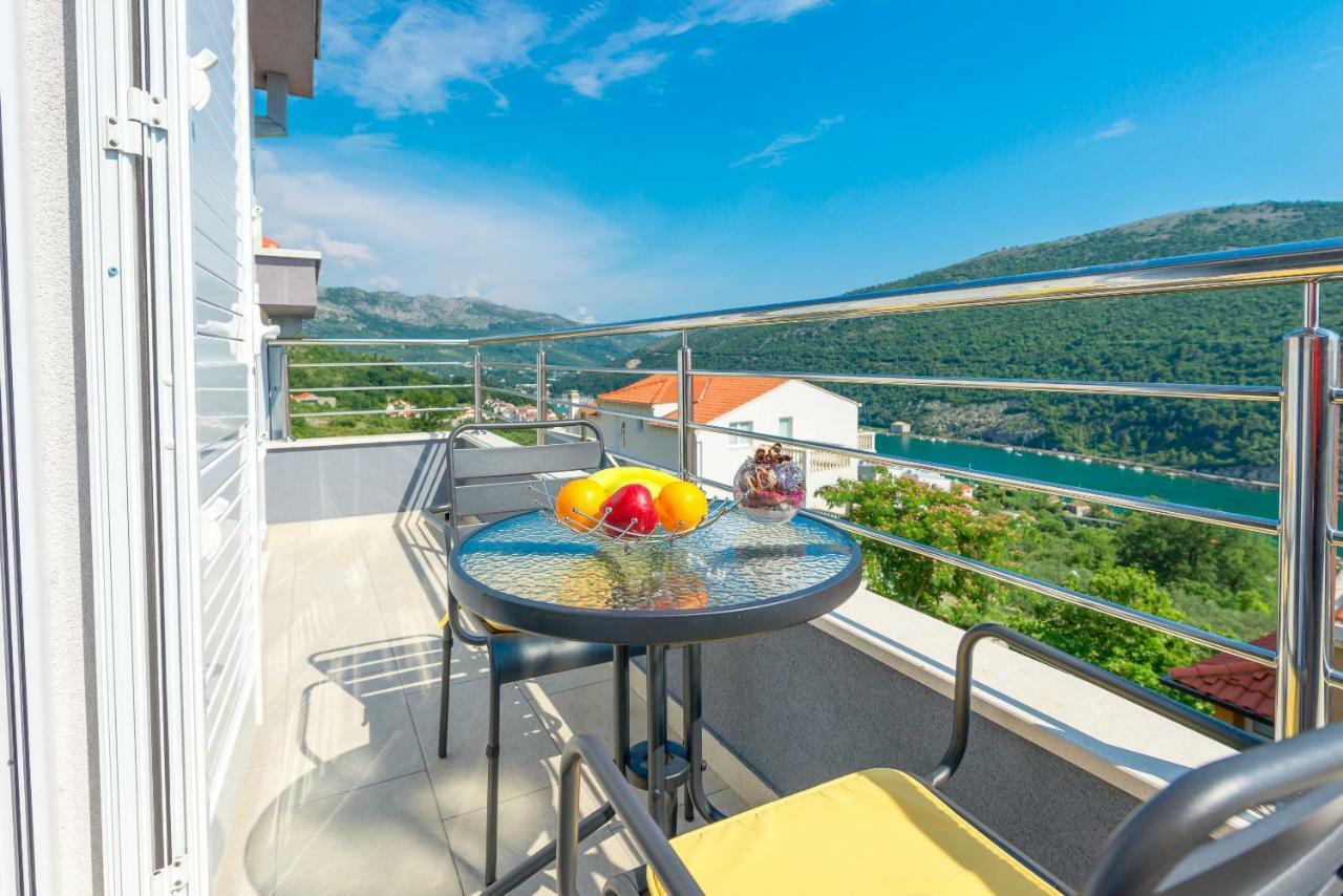 Guesthouse Pezo Mokošica Екстериор снимка