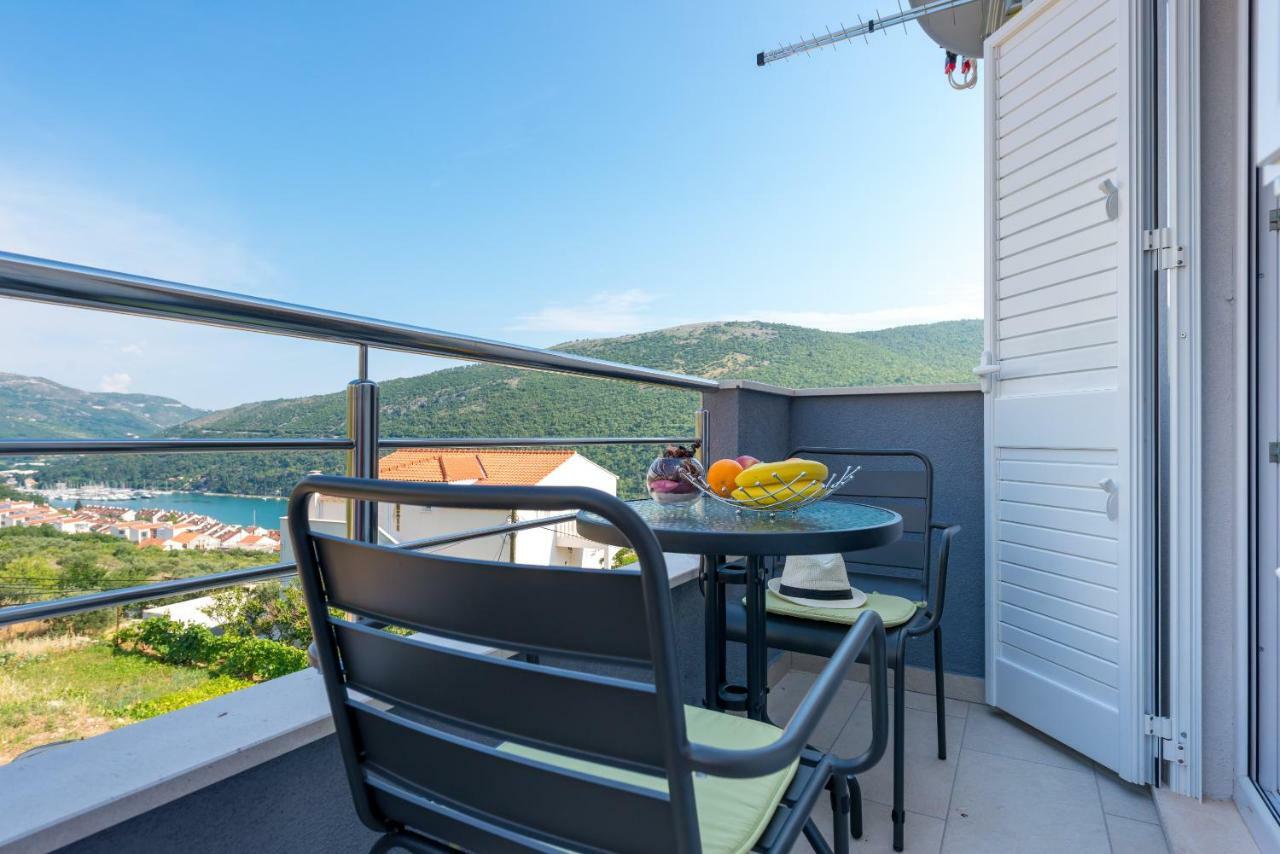 Guesthouse Pezo Mokošica Екстериор снимка